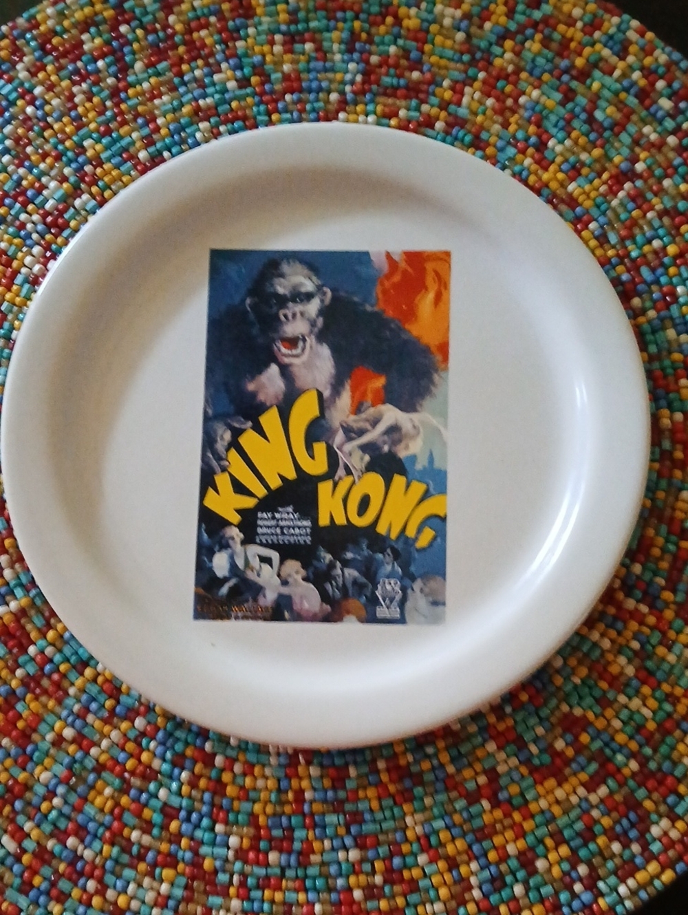 King Kong Decorative White Ceramic Plate
